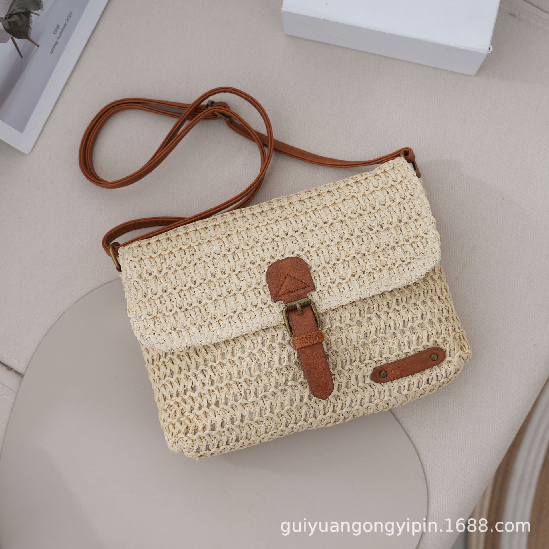 Vintage straw messenger crossbody bag