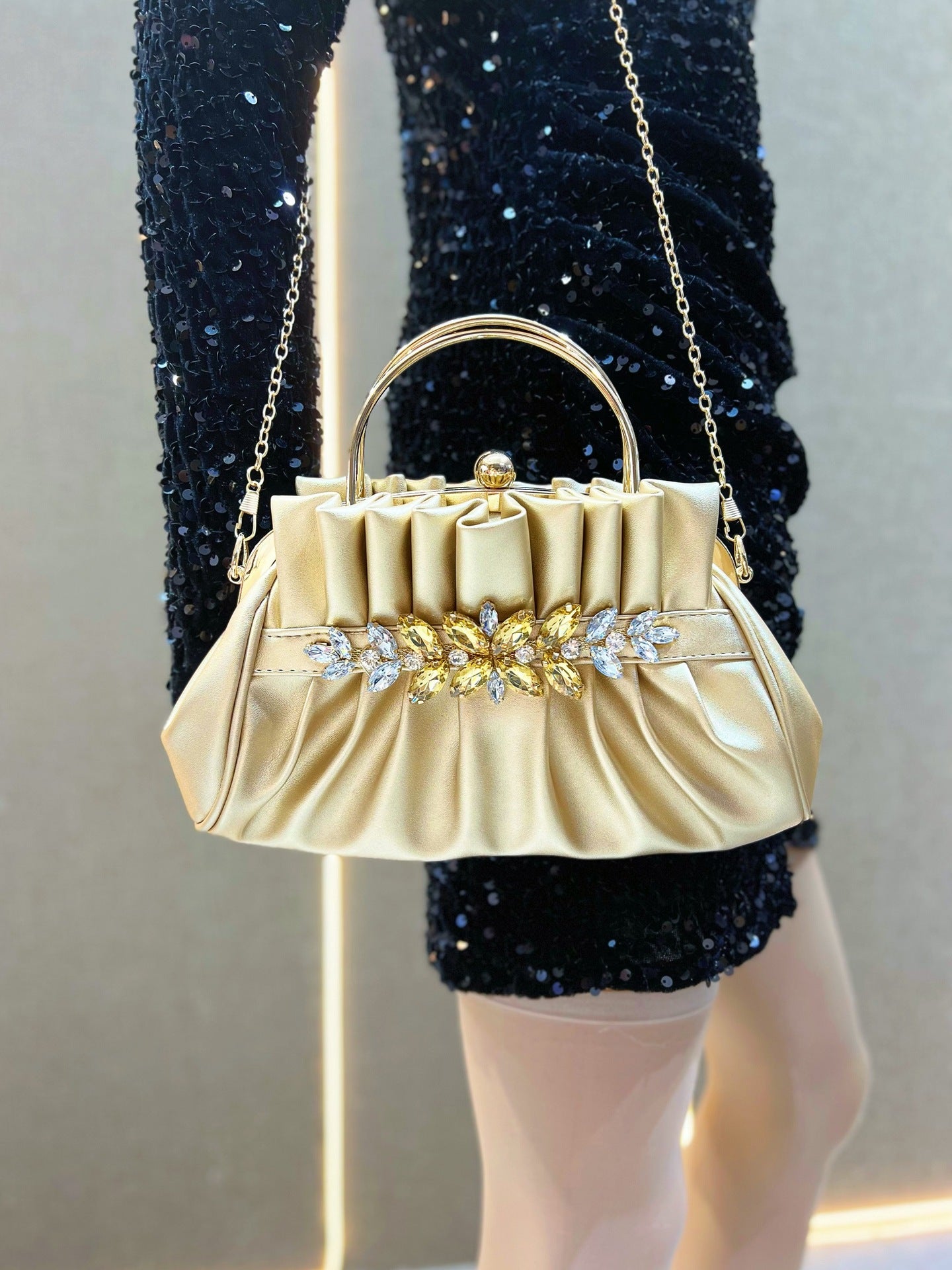 Crystal Elegance Evening Bag