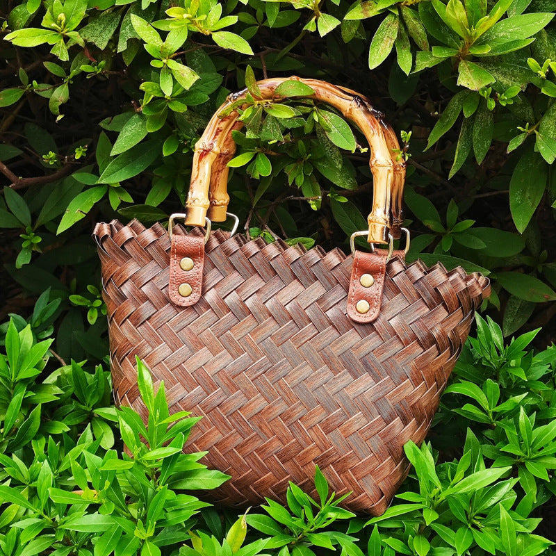 Purely handwoven vegetable basket, versatile retro bamboo portable straw bag