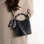 Woven texture shoulder bag