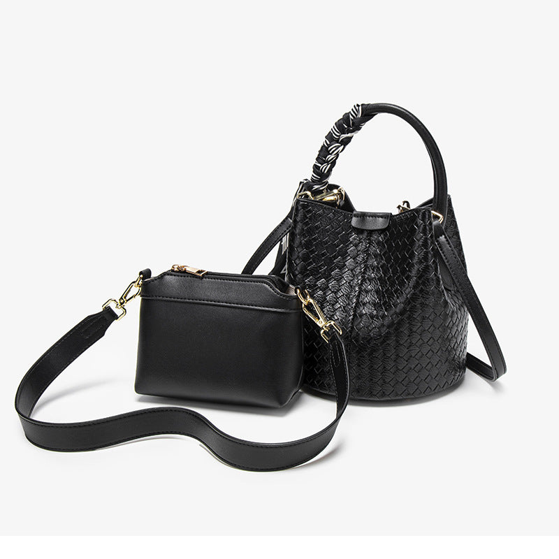 Woven texture shoulder bag